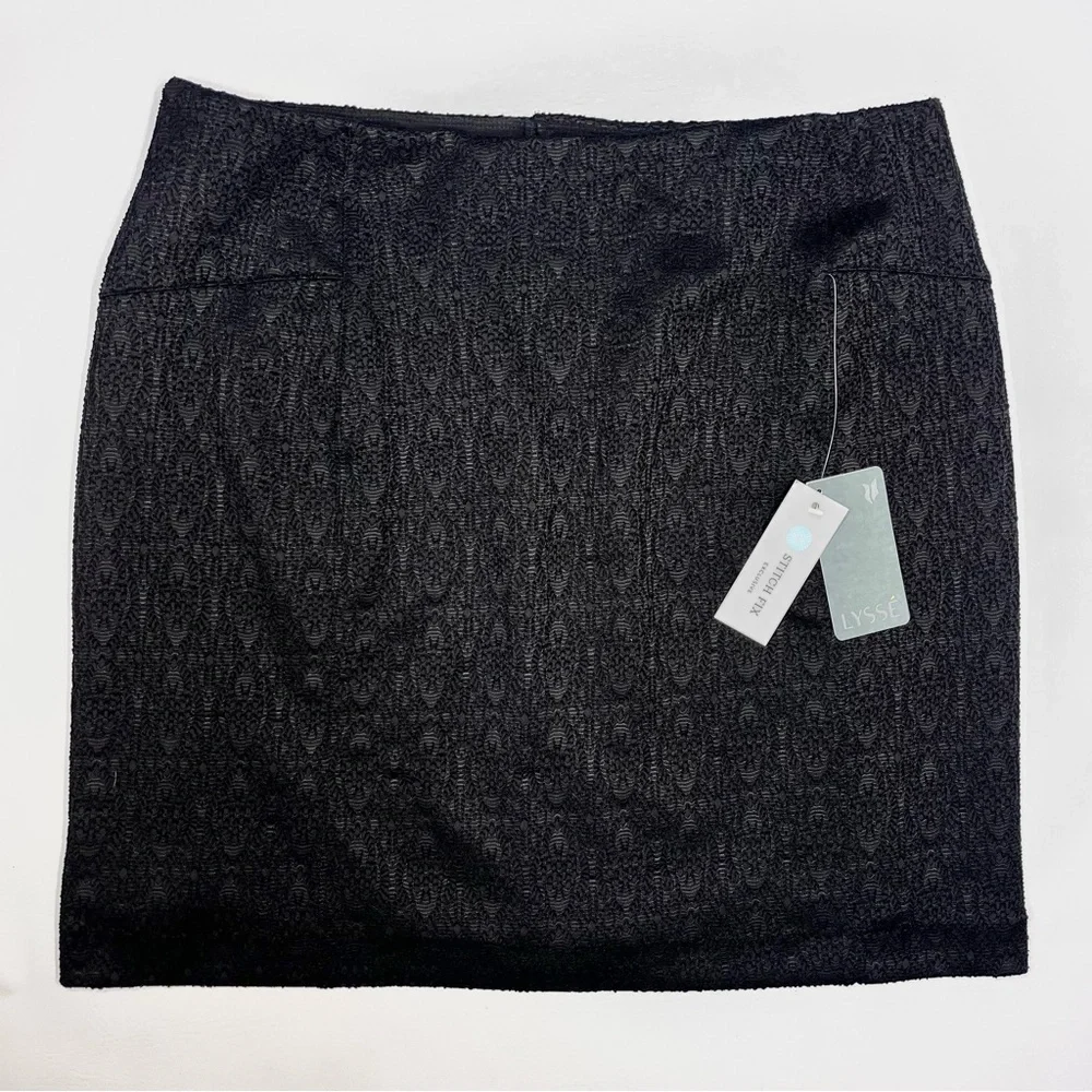 Lyssé Lace Stretch Mini Skirt Black Size 1X (18 - 20) - Picture 1 of 10